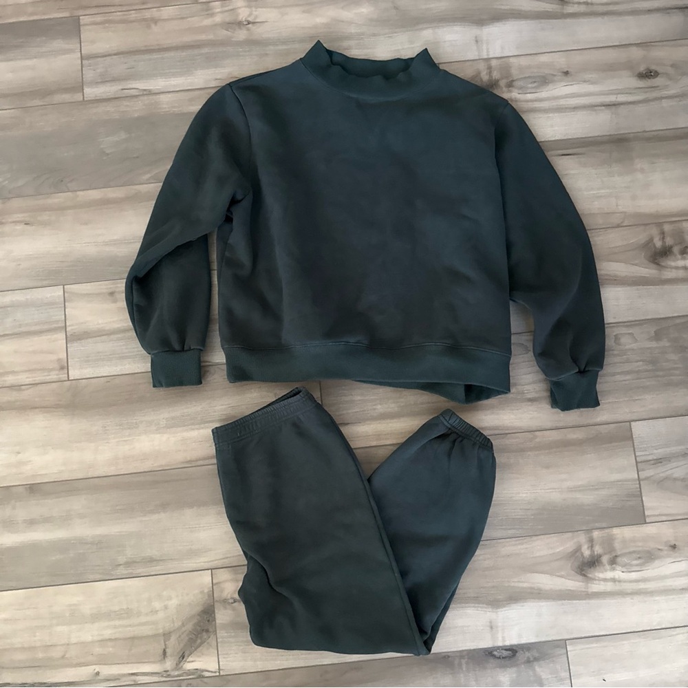 Parke fleece mock neck jogger set